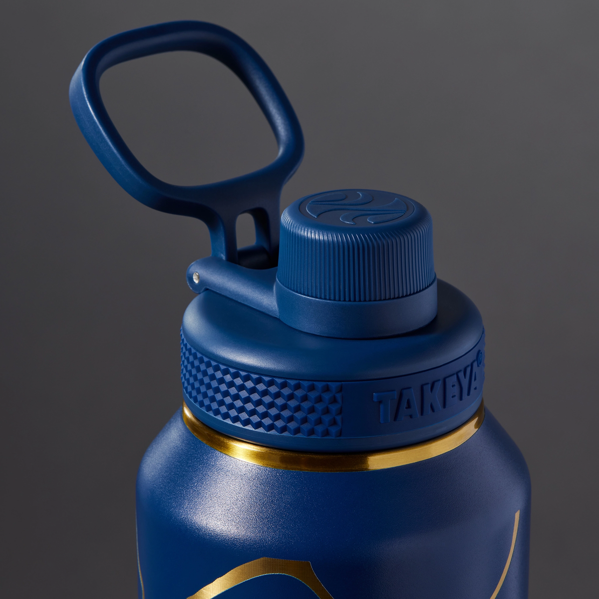 kintsugi-water-bottle-with-spout-lid-g2 51390-TK_HO25_Kintsugi_Takeya9266.png