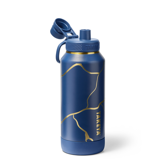 kintsugi-water-bottle-with-spout-lid-c7 TKS_SP25_SptBtl_GoldMarine_32oz_51390_v2_sRGB_SHD.png